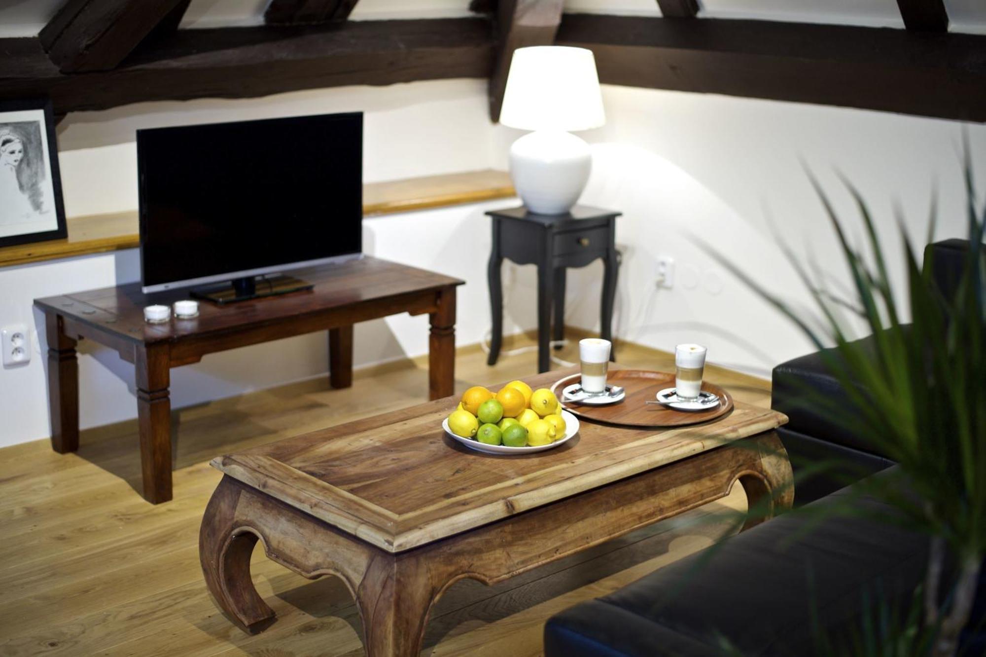 Old Town Boutique Apartments Прага Стая снимка