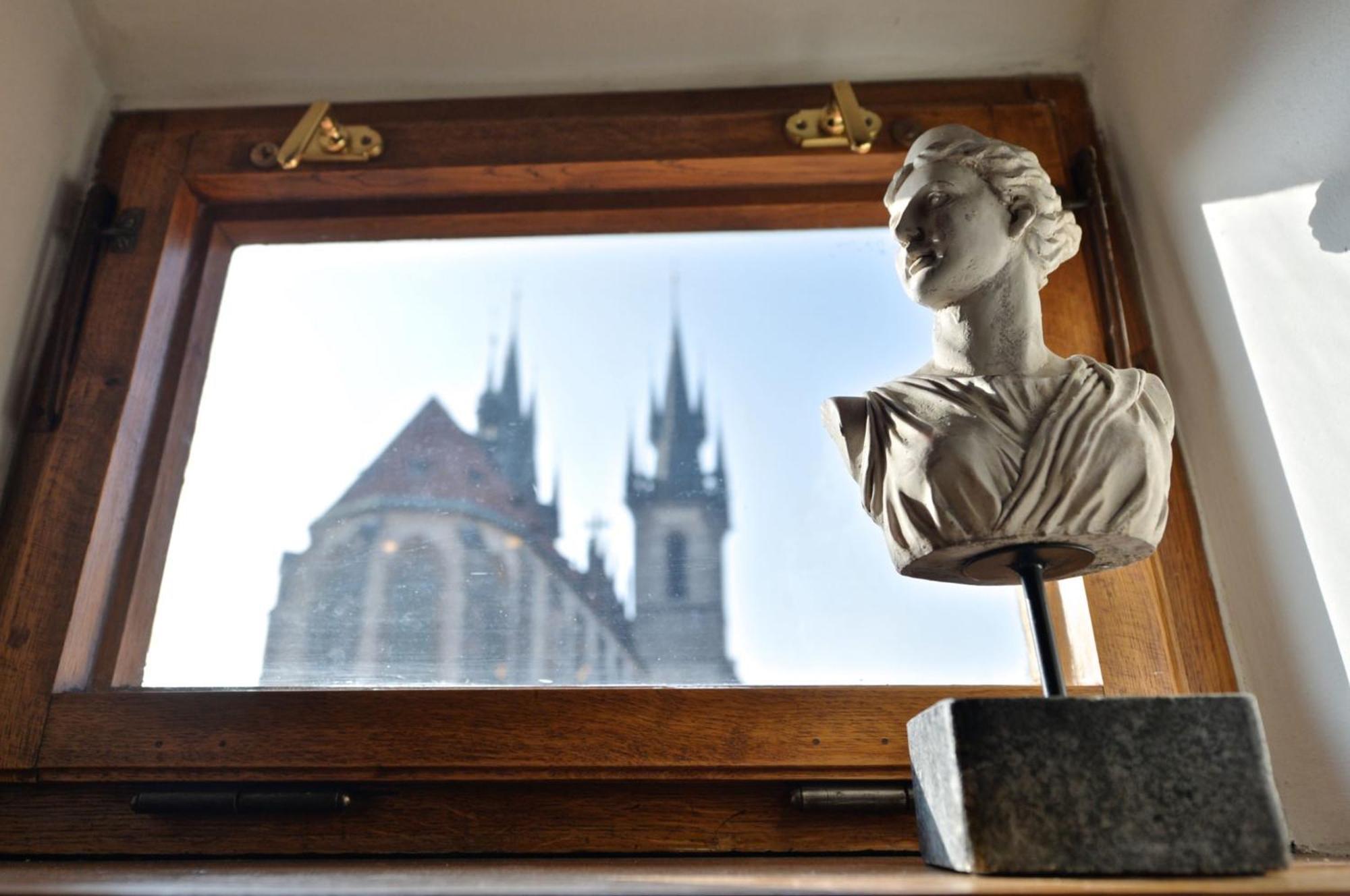 Old Town Boutique Apartments Прага Стая снимка
